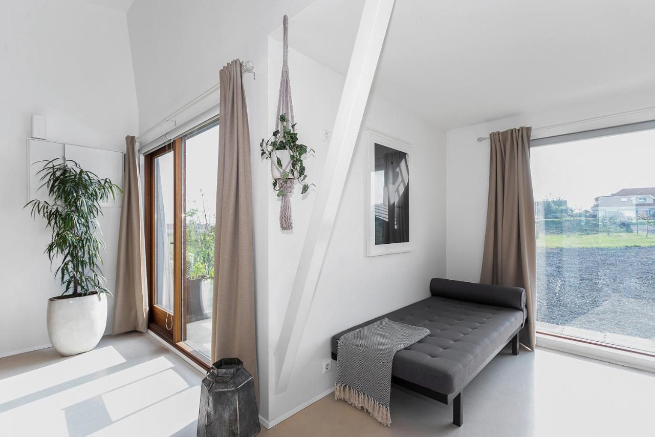 Eyvindarholt Guesthouse Álftanes Eksteriør bilde