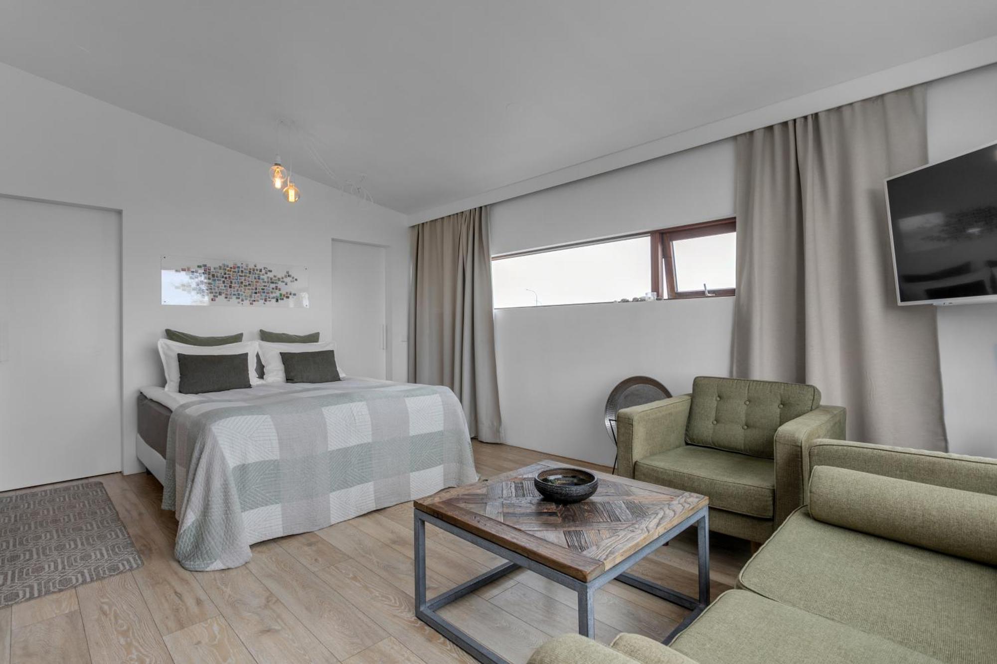 Eyvindarholt Guesthouse Álftanes Eksteriør bilde
