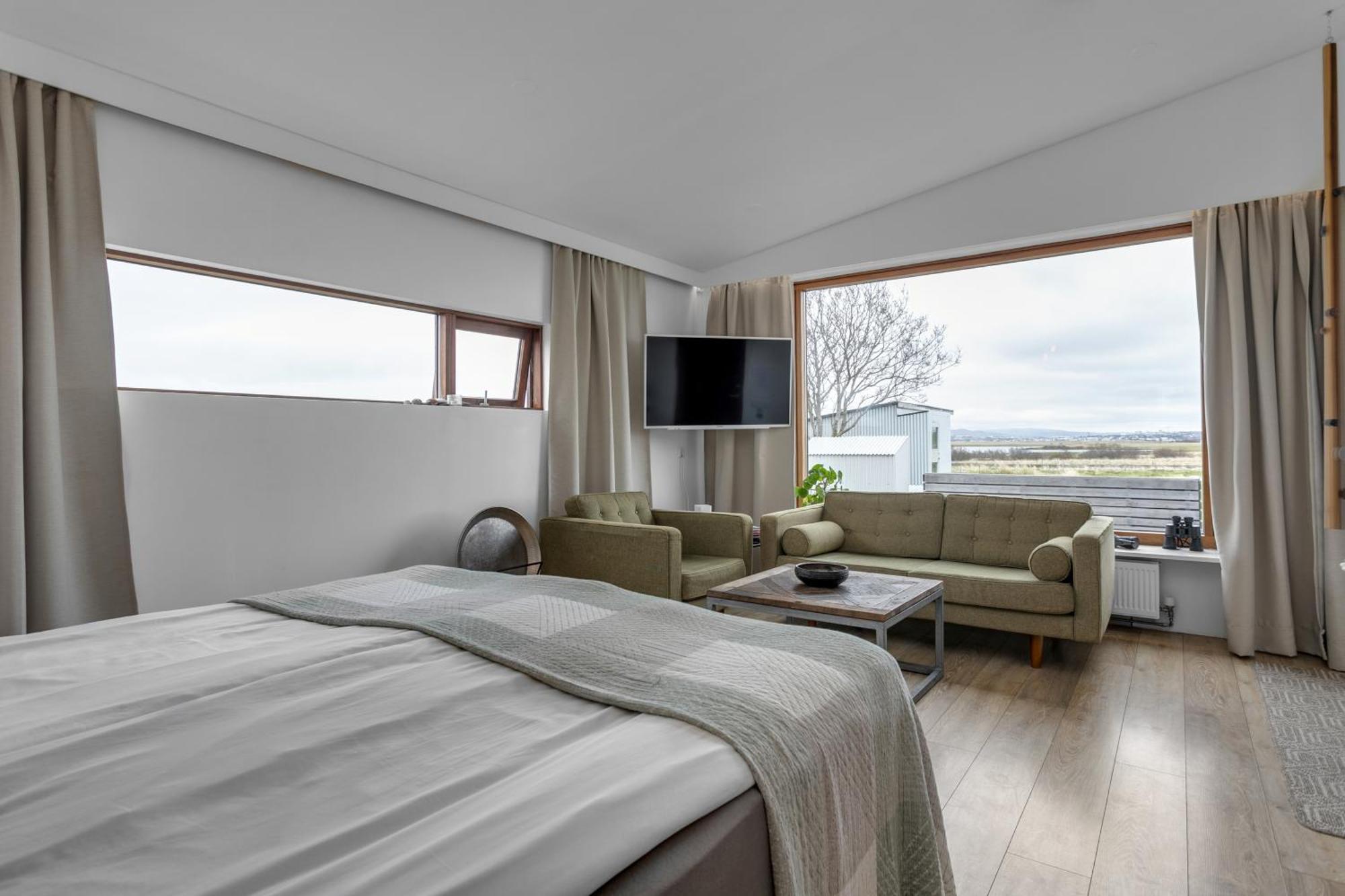 Eyvindarholt Guesthouse Álftanes Eksteriør bilde