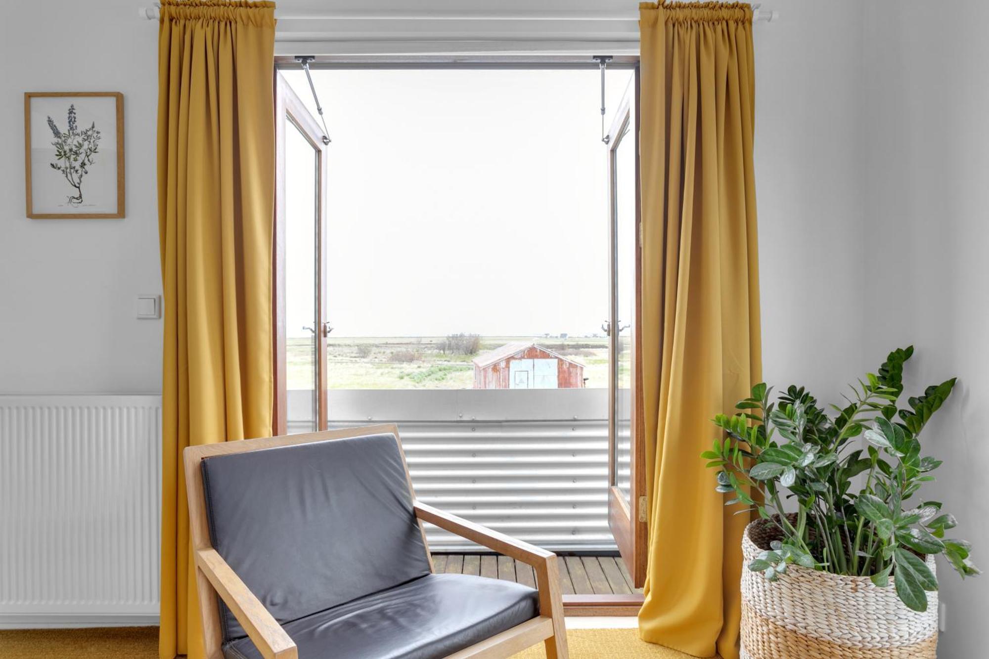 Eyvindarholt Guesthouse Álftanes Eksteriør bilde