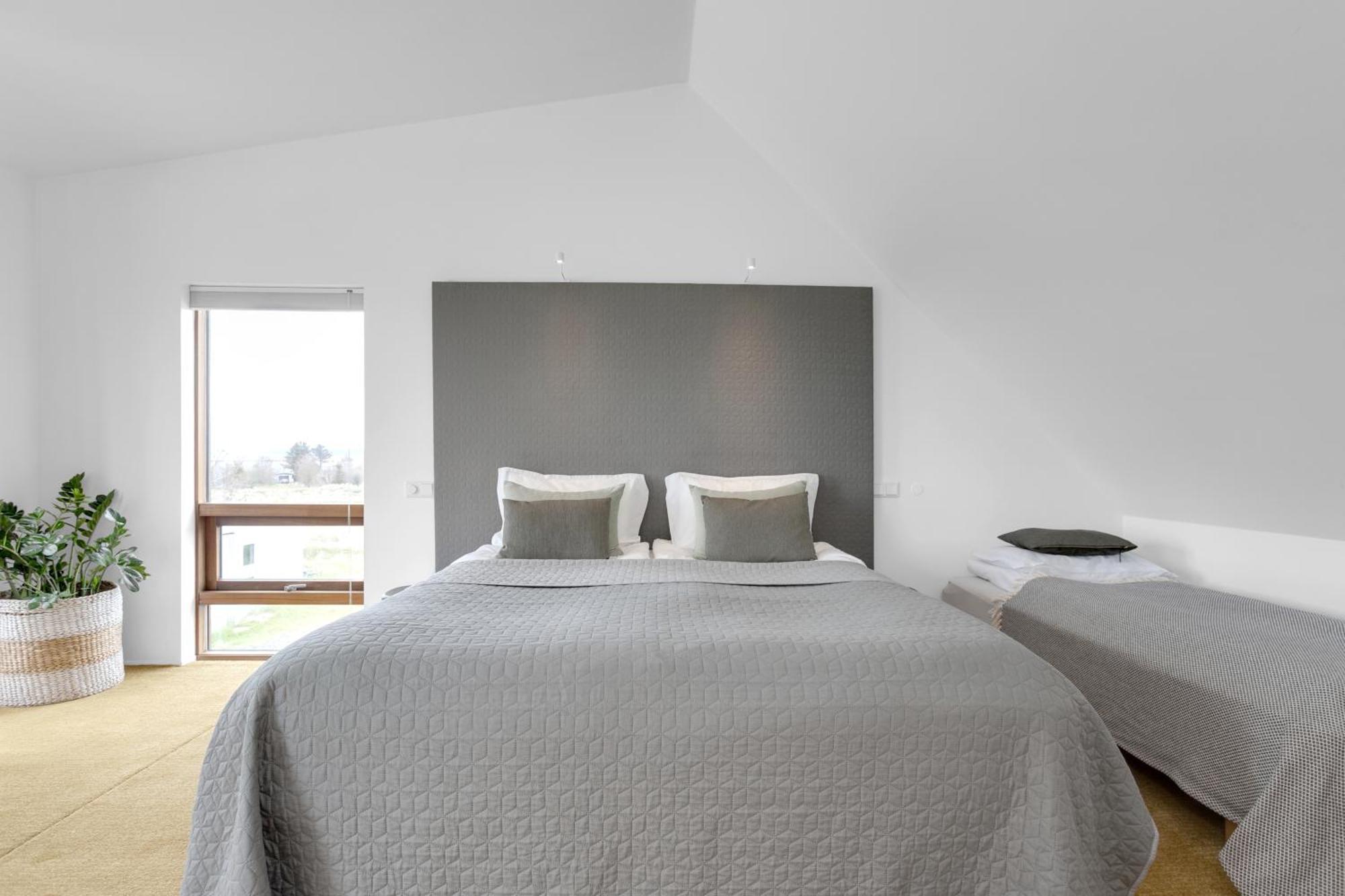 Eyvindarholt Guesthouse Álftanes Eksteriør bilde