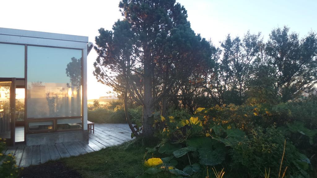 Eyvindarholt Guesthouse Álftanes Eksteriør bilde